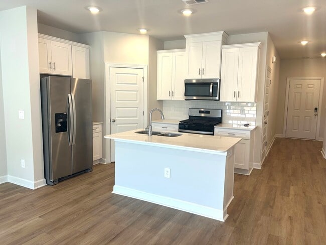 Photo - 105 Pleasure Ln