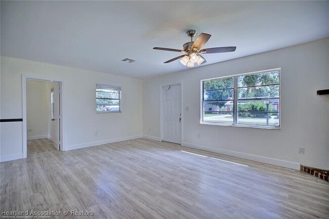 Photo - 4621 Starfish Ave