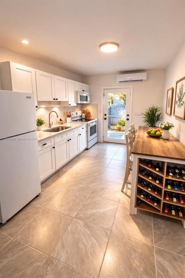 Photo - 7800 NE 10th Ct Unit 1