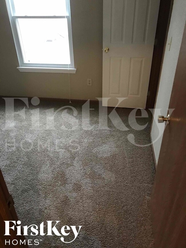 Photo - 17812 Sanibel Cir