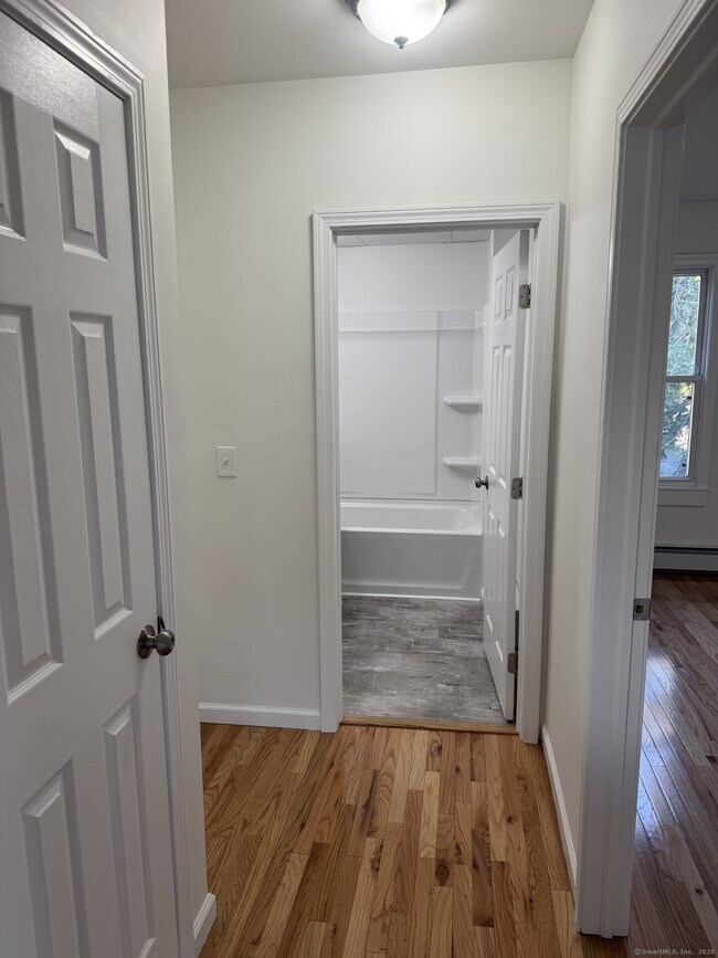 Photo - 450 Allen St Unit 2