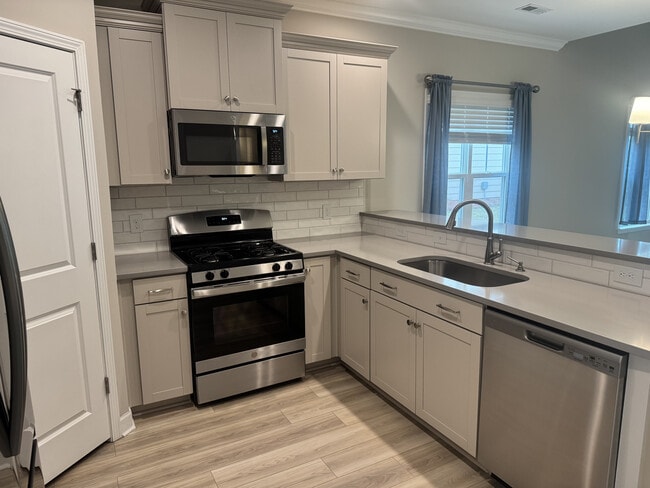 Photo - 340 Nettle Ln
