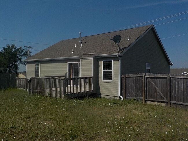 Photo - 1509 Hickory Ln