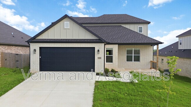 930 Trestle Ln