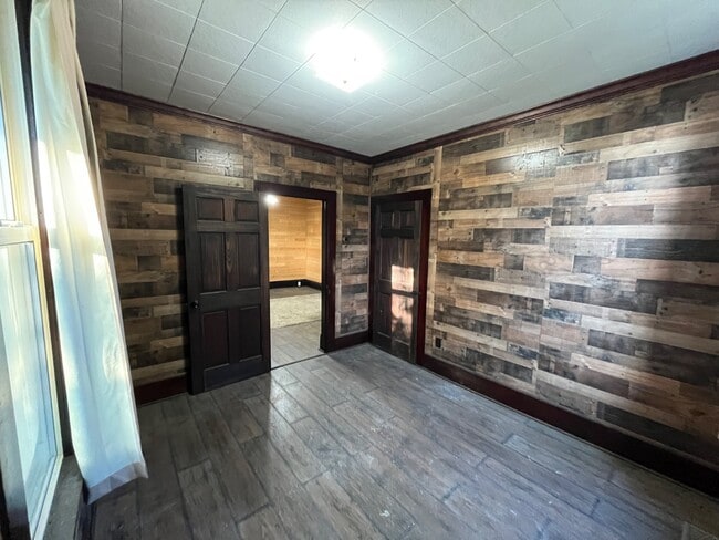 Photo - 314 N Spring St