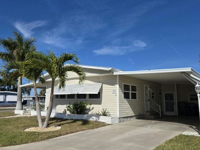 Photo - 409 49th Ave Terrace W