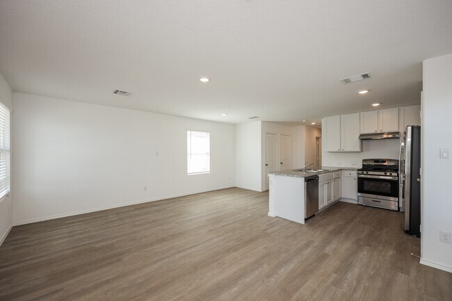 Photo - 14707 Southton Basin