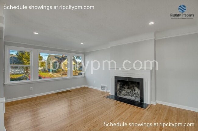 2521 SE 64th Ave