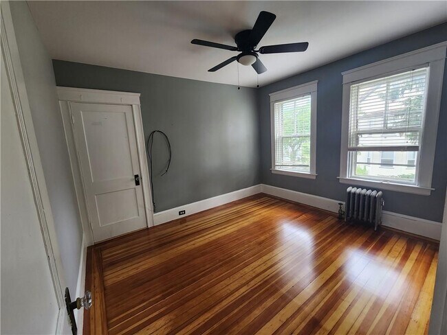 Photo - 58 7th St Unit 2