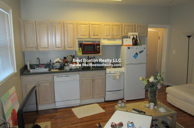 20 JFK St. Unit 7
