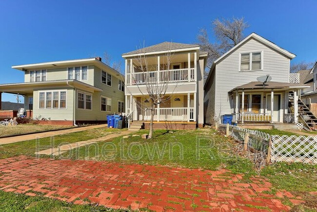 Building Photo - 506 E Harrison Ave Unit A Rental