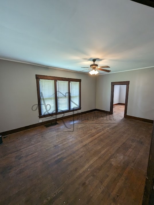 Photo - 1401 S Elm St