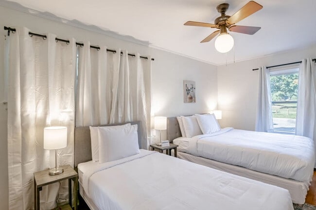 Photo - 2861 Potter Dr Unidad ID1043844P