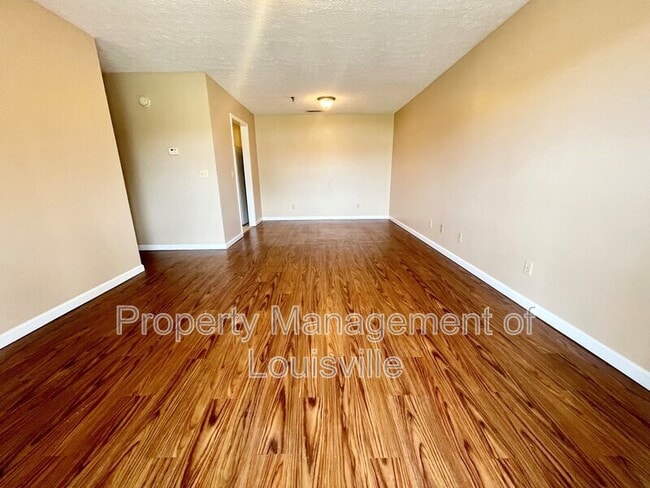 Photo - Mason Manor Apartments