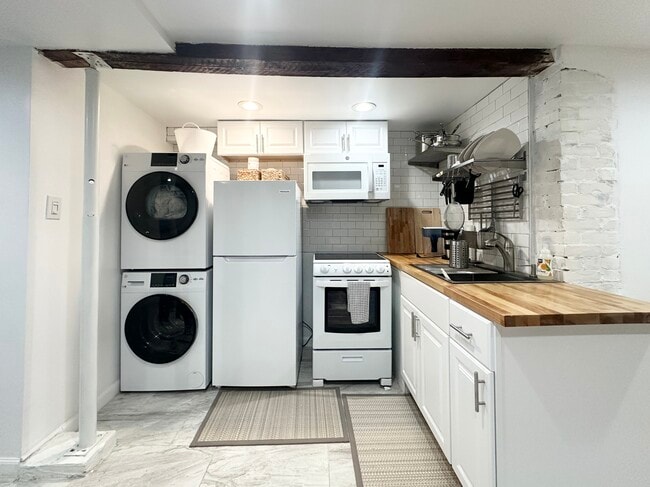 Photo - 44 Woodbine St Unit B