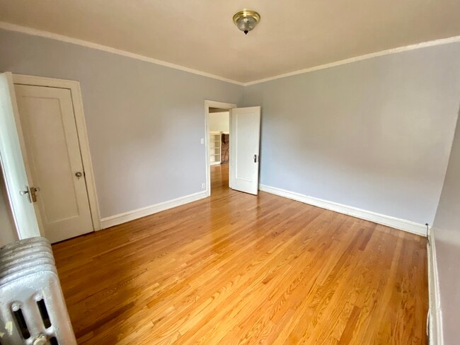 Photo - 7931 S Manistee Ave Unit 2S