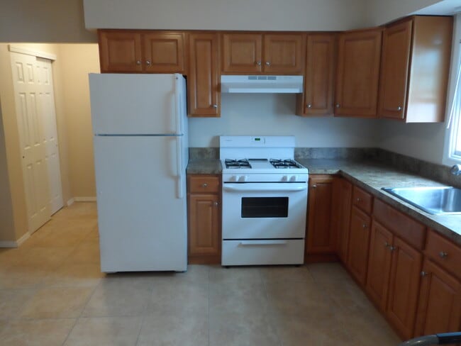 Photo - 144 Bridgetown St