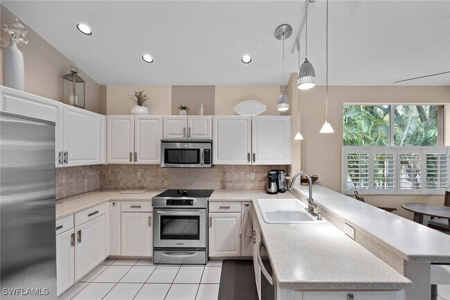 Photo - 15260 Cedarwood Ln Unit A201