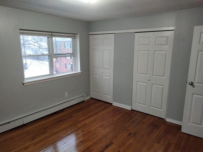 Photo - 29-31 Annawan St