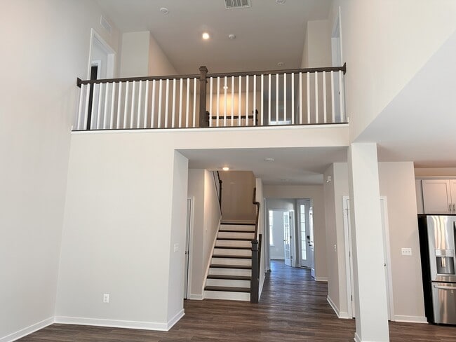 Photo - 9213 Moldova Rd