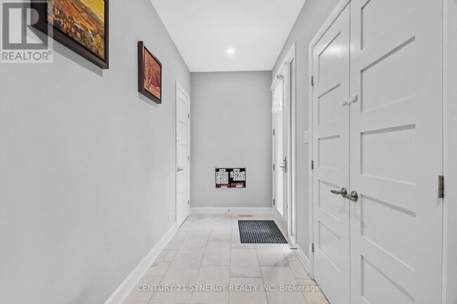 Photo - 143 Clegg St