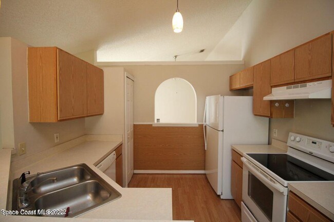 Photo - 2230 Redwood Cir