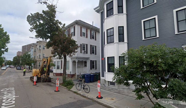 Photo - 290 Prospect St Unit 1