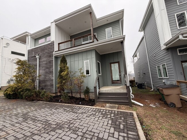 Building Photo - Beautiful Modern Home in Nashville Near the Fairgrounds