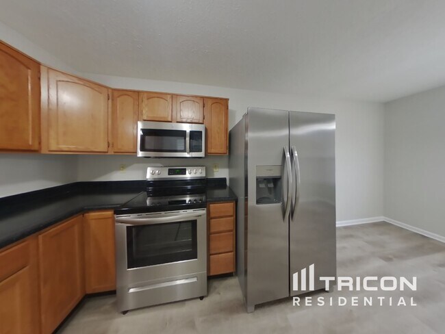 Photo - 1039 Central Park Blvd S