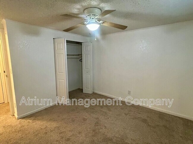 Photo - 4017 E Michigan St