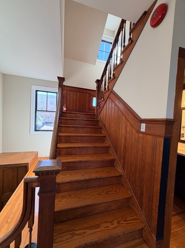 Photo - 153 Regent St Unit 2
