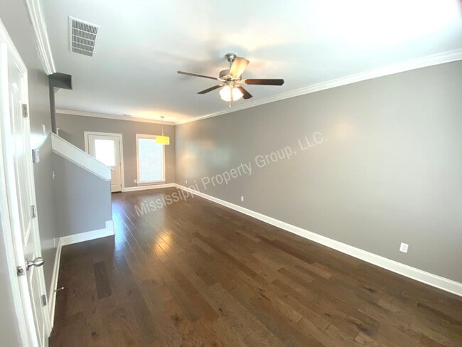 Photo - 4BR/4.5 Bath For Rent