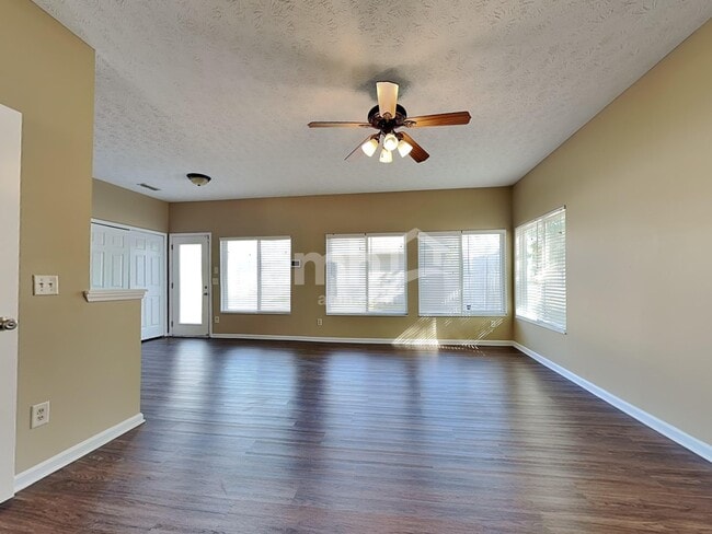 Photo - 1115 Sunset Dr