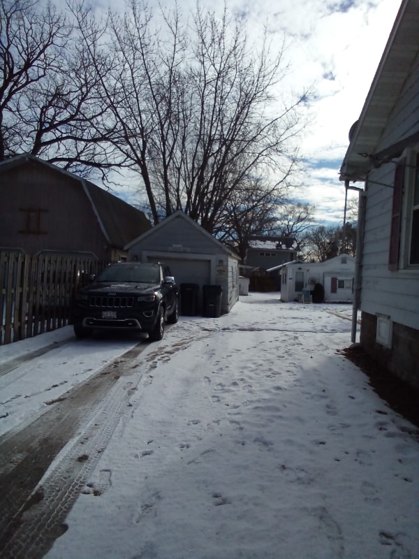 Photo - 713-715 15th Pl