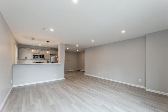 Photo - 260 Randolph Ave Unidad 2