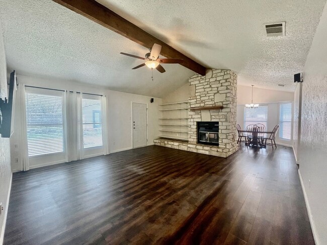 Photo - A Perfect Home, In A Perfect Location!