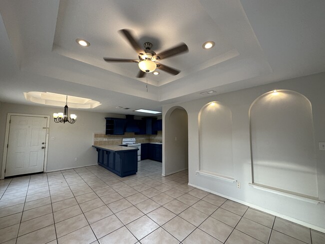 Building Photo - 3104 Carson St Unit C
