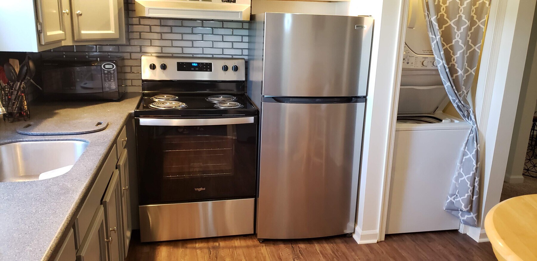 636 W Center St Apartment Unit Furnished & Accessorized Elysburg, PA