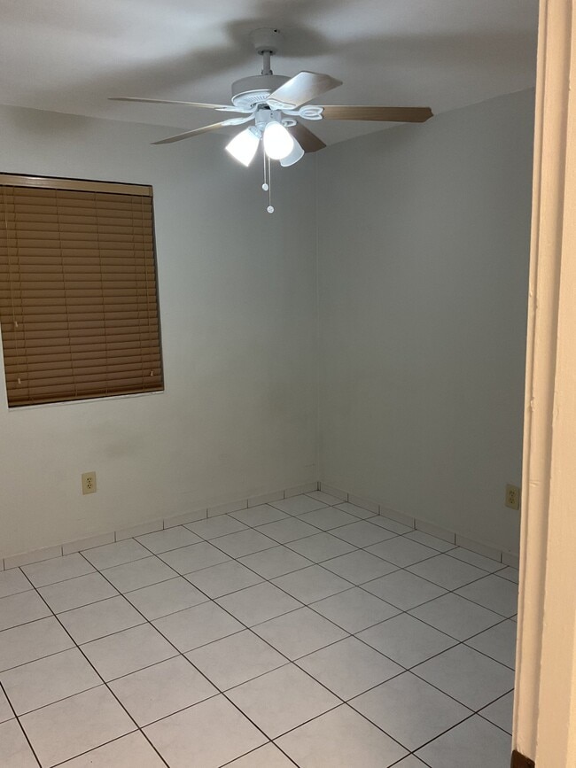 Photo - 10835 SW 41st Terrace