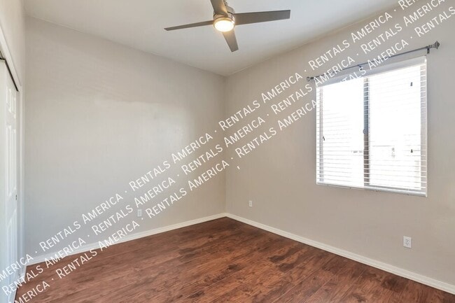 Photo - 561 E Via Puente De La Lluvia