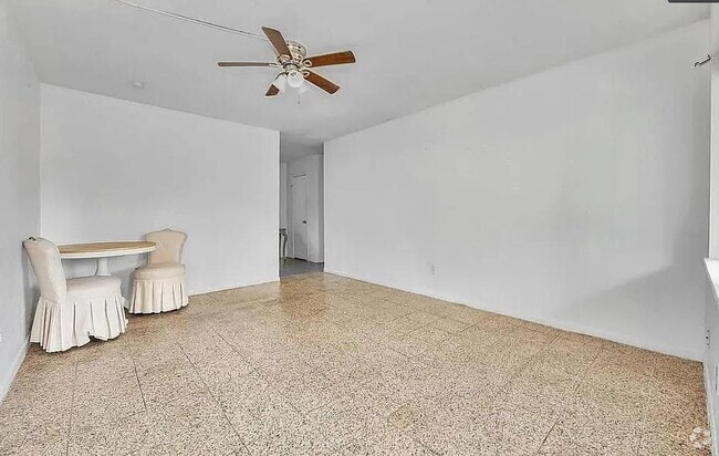 Building Photo - 26 Farrell St Unit 10 Rental