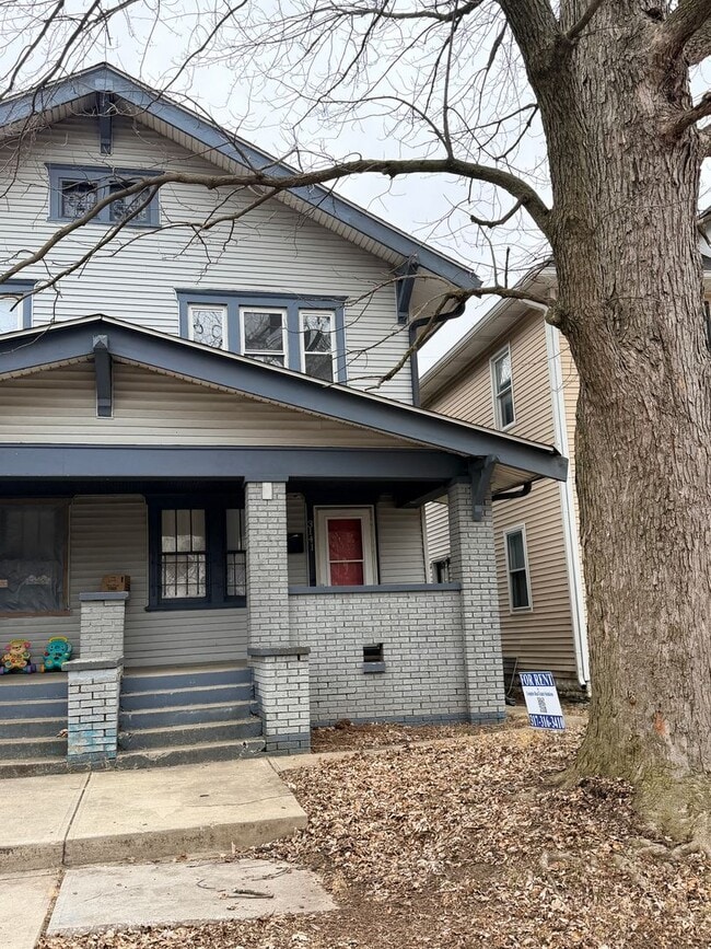 Photo - 3141 N Park Ave