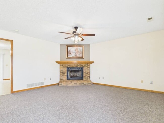 Photo - 1213 Fox Run Dr