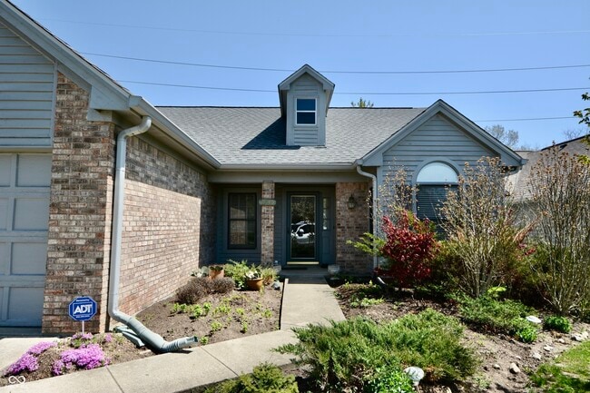 Building Photo - 7749 Chesapeake Dr E