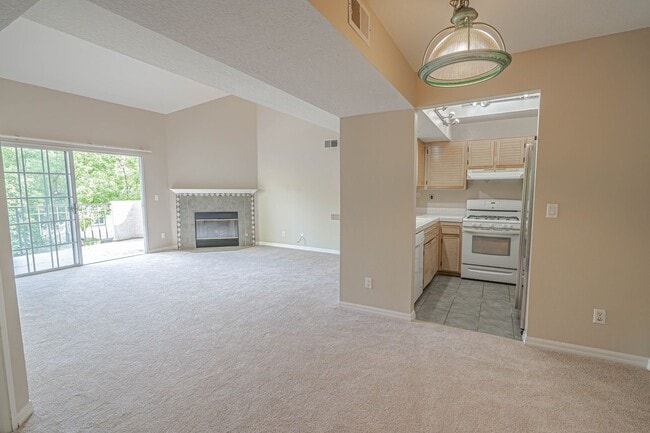 Photo - COMING SOON! 2 Bedroom Condo in Valencia!