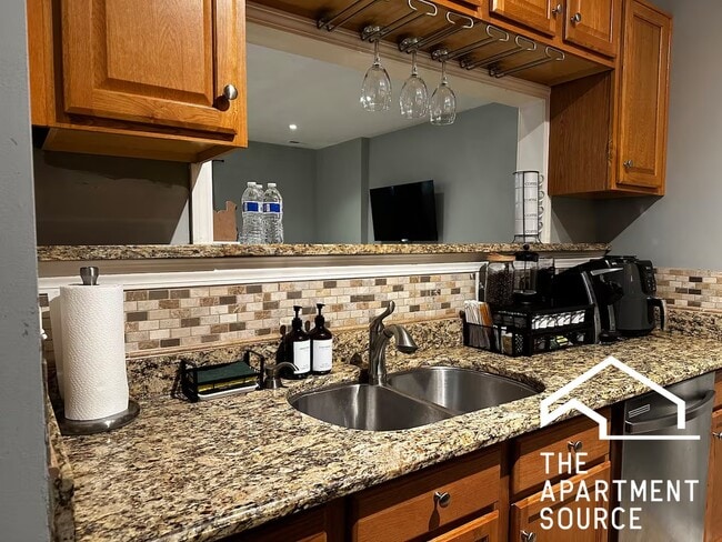 Photo - 811 S Kedzie Ave Unidad 1