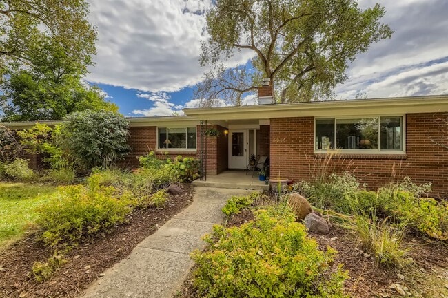 Photo - Authentic Boulder 3 BDR Mid-Century With Large Lot