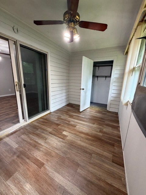 Photo - 1008 Creekside Wy