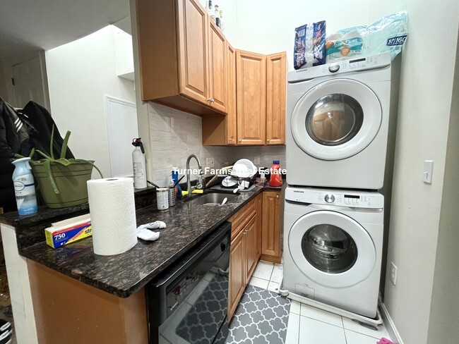 Photo - 129 Cedar St Unidad 3