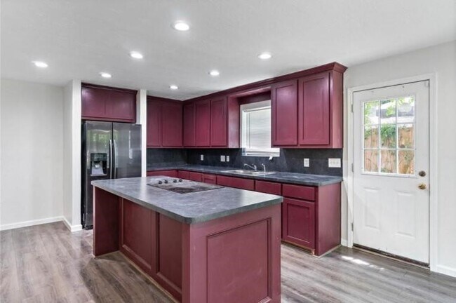 Photo - 7019 Oak Bough Dr